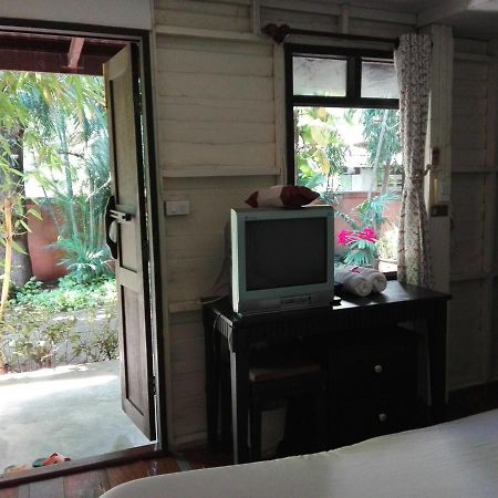 Smile House Guesthouse Chiang Mai Exterior foto