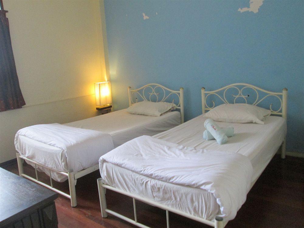 Smile House Guesthouse Chiang Mai Exterior foto