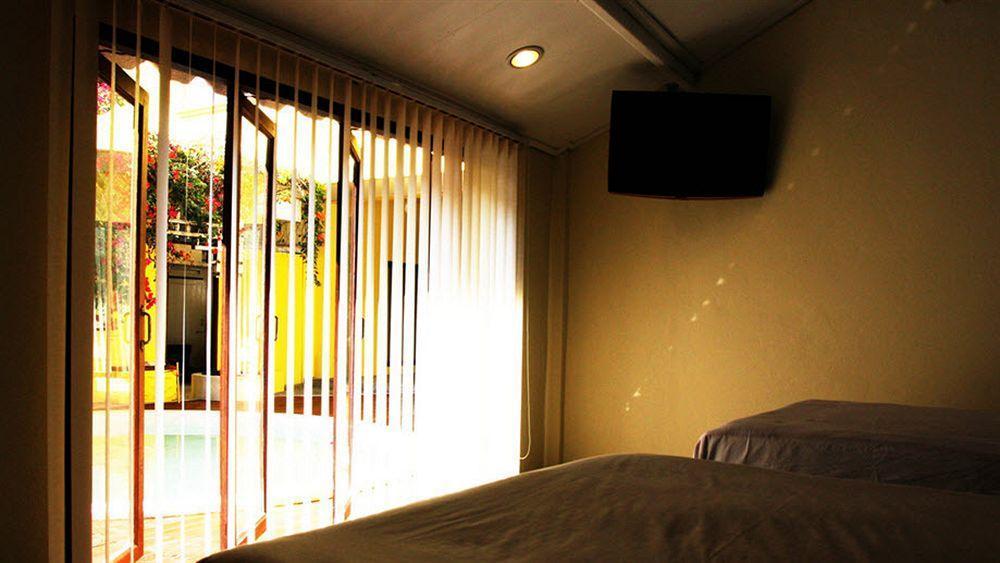 Smile House Guesthouse Chiang Mai Exterior foto