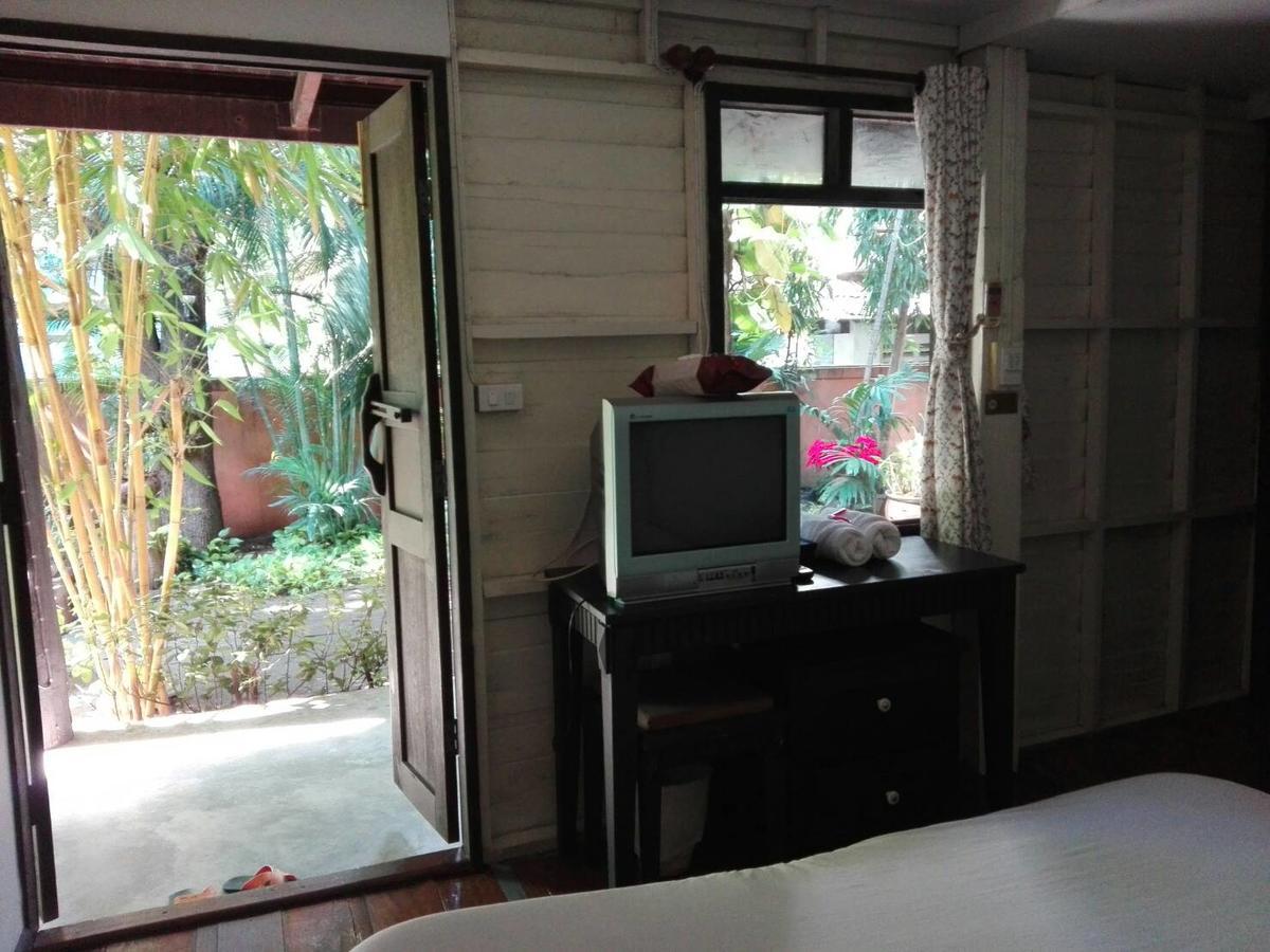 Smile House Guesthouse Chiang Mai Exterior foto